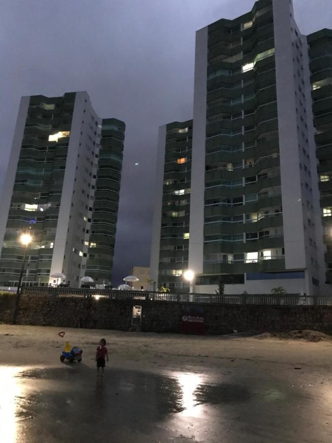 Apartamento Pe Na Areia Frente Para O Mar E Piscina Na Prainha Caraguatatuba Exterior foto