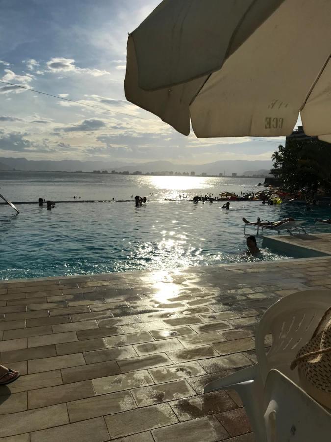 Apartamento Pe Na Areia Frente Para O Mar E Piscina Na Prainha Caraguatatuba Exterior foto