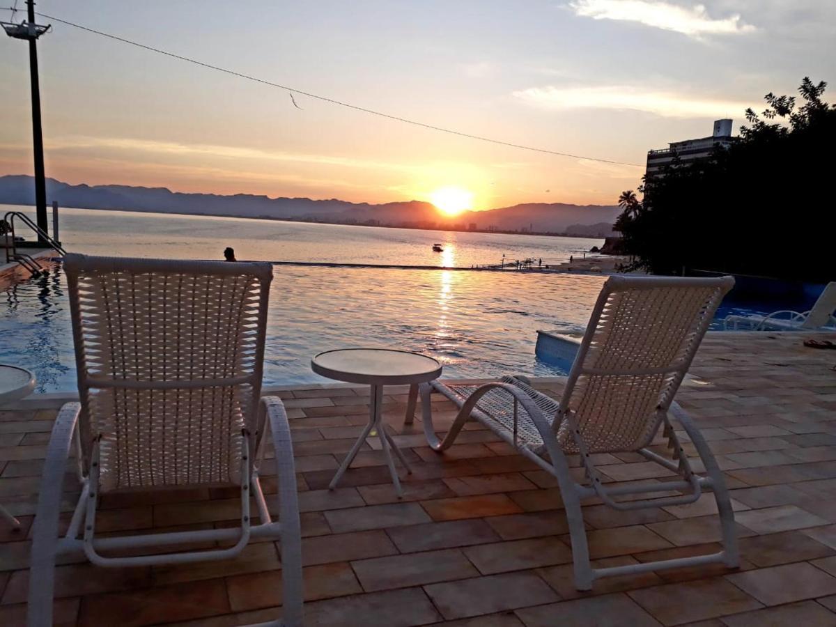 Apartamento Pe Na Areia Frente Para O Mar E Piscina Na Prainha Caraguatatuba Exterior foto
