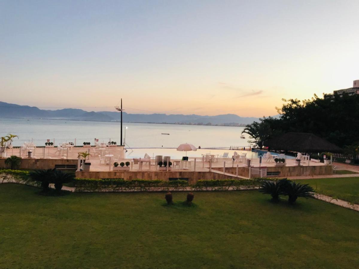 Apartamento Pe Na Areia Frente Para O Mar E Piscina Na Prainha Caraguatatuba Exterior foto