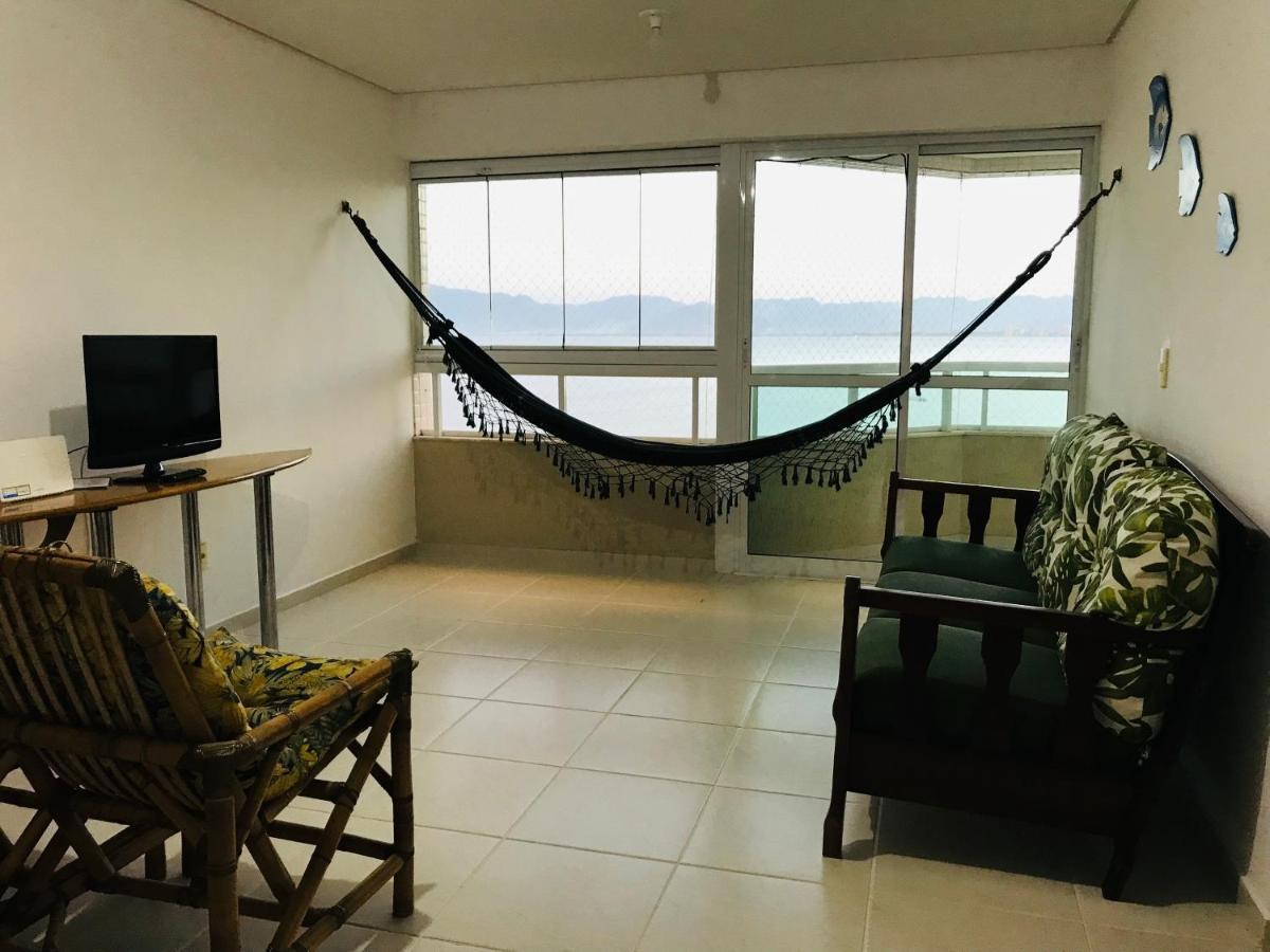 Apartamento Pe Na Areia Frente Para O Mar E Piscina Na Prainha Caraguatatuba Exterior foto